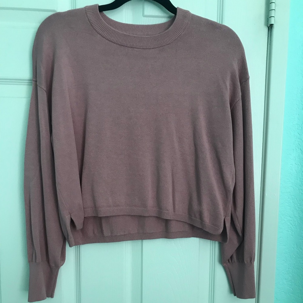 Cropped Lightweight Knit